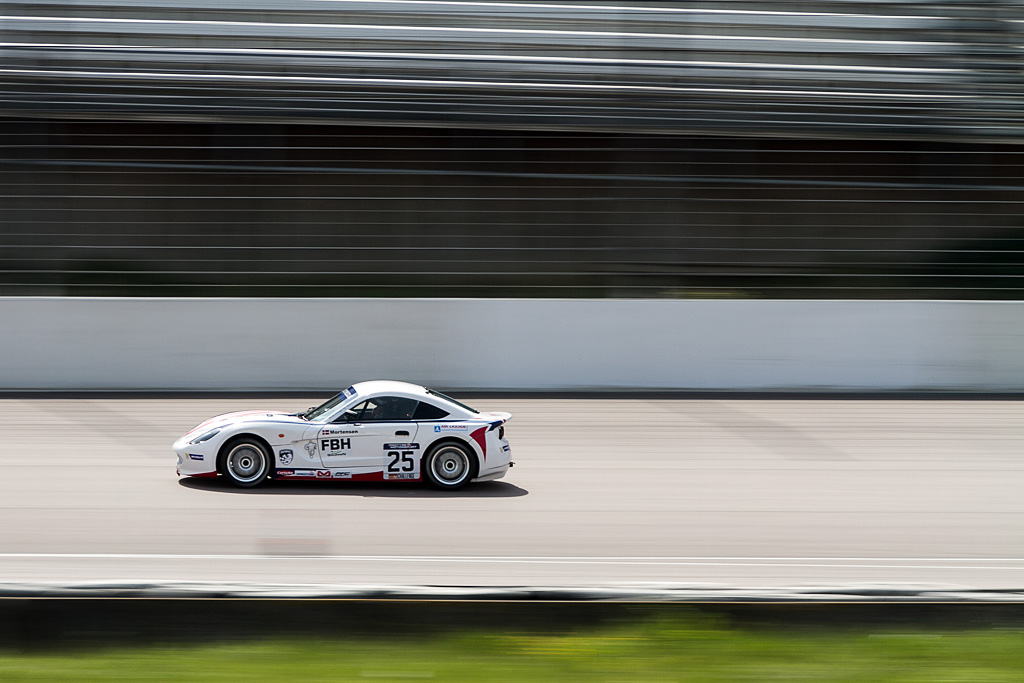 Frederik skal have fart i den lille Ginetta G40 GT5-racer
(Foto: Gripping Media ApS)